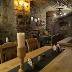 Pri Vinoteke *
