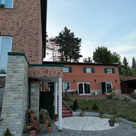Pri Vinoteke * Kezmarok